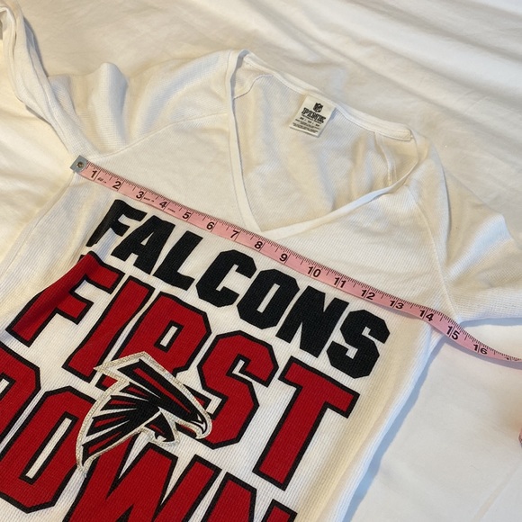 Victoria’s Secret Pink Atlanta Falcons V Neck Thermal Tee XS - Picture 6 of 8
